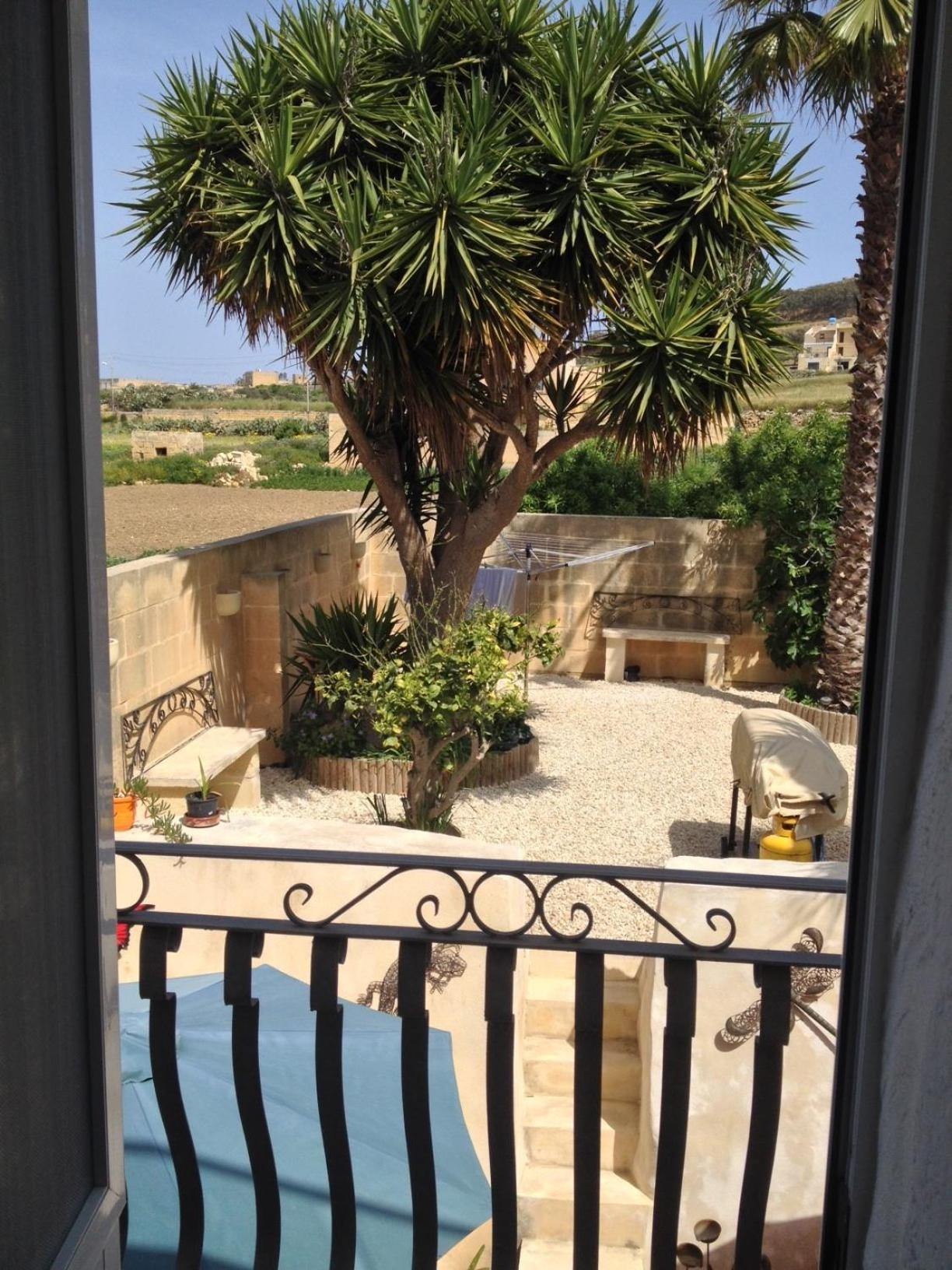 Anna Karistu Accommodation Kerċem 外观 照片