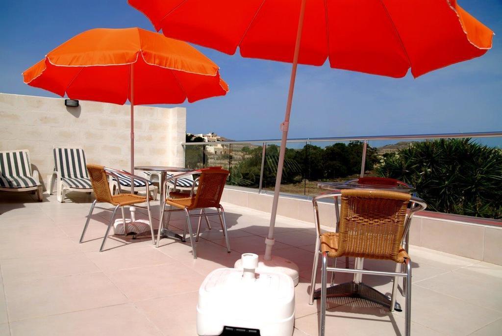 Anna Karistu Accommodation Kerċem 外观 照片
