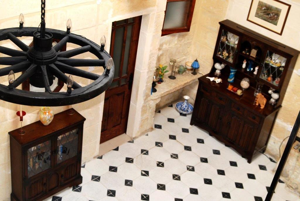 Anna Karistu Accommodation Kerċem 外观 照片
